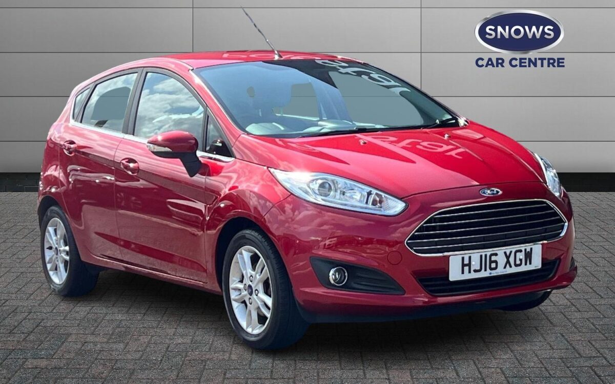 Ford-Fiesta-1.0T EcoBoost Zetec Euro 6 (s/s) 5dr-Zetec-5-door-Hatchback-model-year-2016