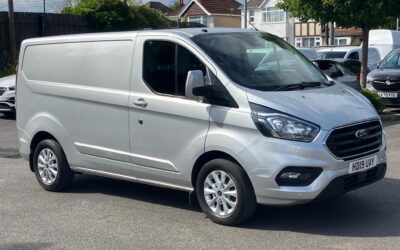 Used Ford Transit Custom for sale 2.0 300 EcoBlue Limited L1 H1 Euro 6 (s/s) 5dr in Hampshire HD19