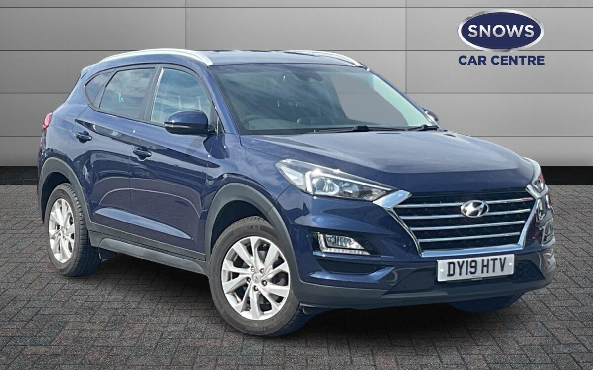 Hyundai-Tucson-1.6 GDi SE Nav Euro 6 (s/s) 5dr-SE Nav-5-door-Estate-model-year-2019