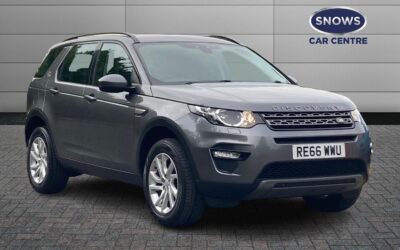 Used Land Rover Discovery Sport for sale 2.0 TD4 SE Tech 4WD Euro 6 (s/s) 5dr in Berkshire RE66