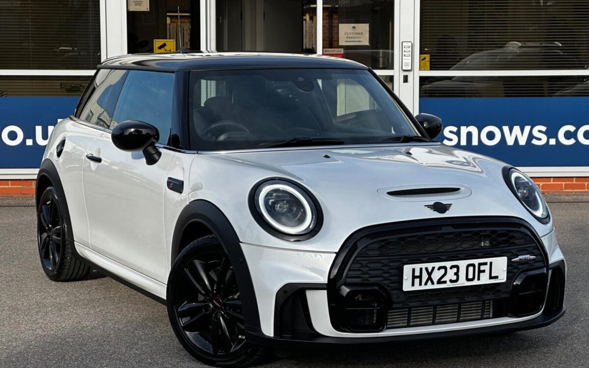 MINI-Hatch-2.0 Cooper S Sport Steptronic Euro 6 (s/s) 3dr--3-door-Hatchback-model-year-2023