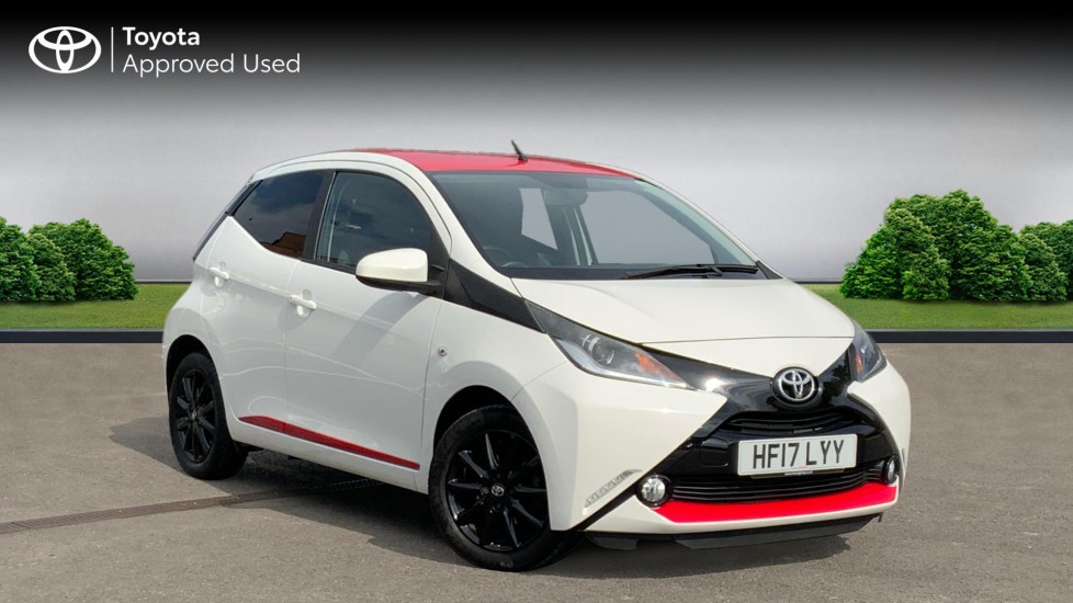 Toyota-AYGO-1.0 VVT-i x-press x-shift Euro 6 5dr-MK2 (AY2)-5-door-Hatchback-model-year-2017