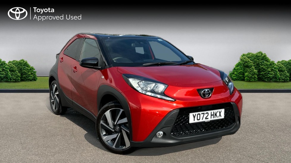 Toyota-Aygo X-1.0 VVT-i Edge Euro 6 (s/s) 5dr-AX1-5-door-Hatchback-model-year-2023