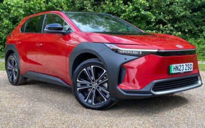 Used Toyota Bz4x for sale 71.4 kWh Vision Auto 5dr (11kW OBC) in Hampshire HN23