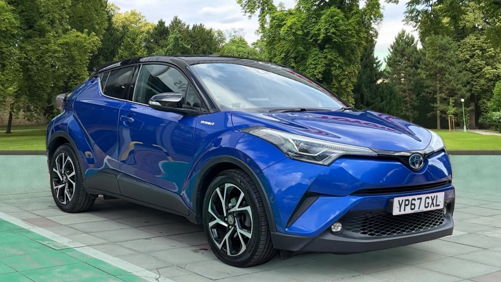 Toyota-CHR-1.8 VVT-h Dynamic CVT Euro 6 (s/s) 5dr-MK1 (CR1)-5-door-Hatchback-model-year-2017