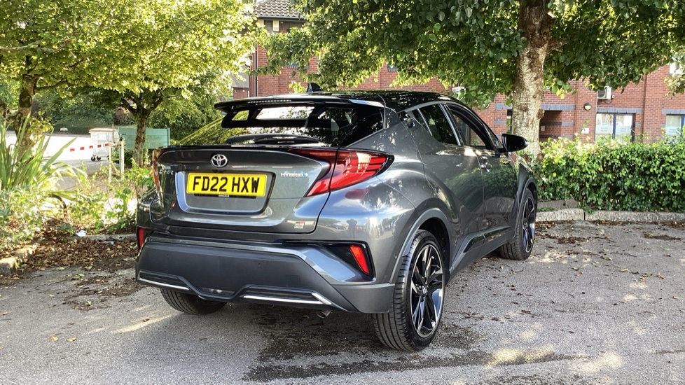 used-Toyota-CHR-2.0-VVT-h-GR-SPORT-CVT-Euro-6-ss-5dr-Hatchback-5-door-model-year-2022-18454016-1