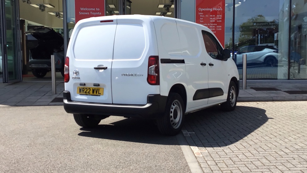 used-Toyota-Proace-City-1.5-BlueHDi-Active-Short-Panel-Van-SWB-Euro-6-ss-5dr-Panel-Van-5-door-model-year-2022-18349309-1