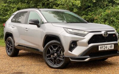 Used Toyota RAV-4 for sale 2.5 VVT-h 18.1 kWh GR SPORT CVT 4WD Euro 6 (s/s) 5dr in Hampshire HY24