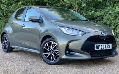 Used Toyota Yaris for sale 1.5 VVT-h Design E-CVT Euro 6 (s/s) 5dr in Hampshire WF22