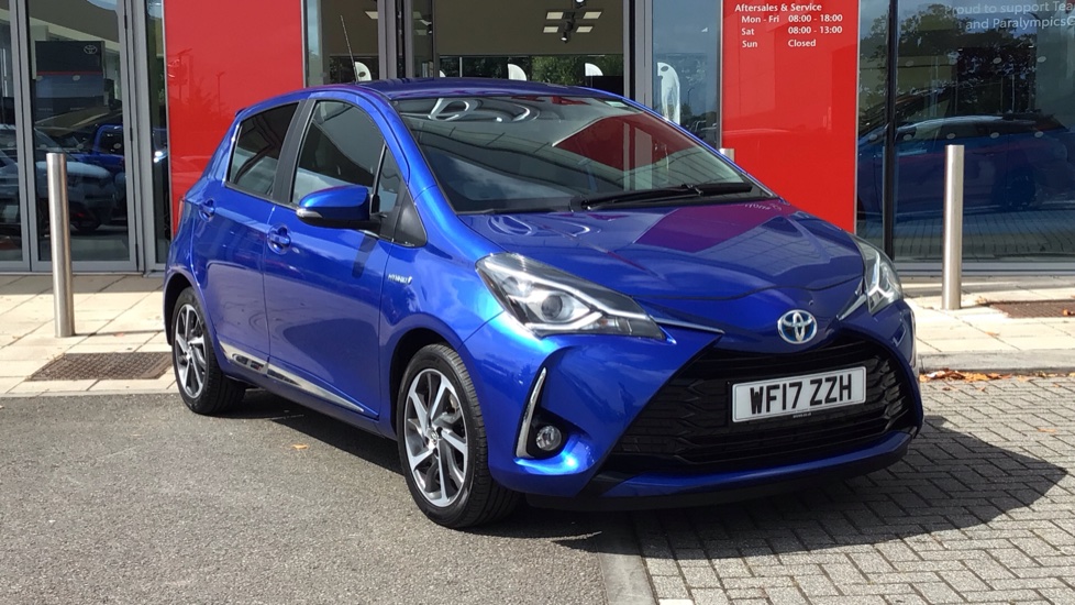 Toyota-Yaris-1.5 VVT-h Excel E-CVT Euro 6 (s/s) 5dr (15in Alloy)-MK3 (YA6)-5-door-Hatchback-model-year-2017