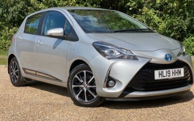 Used Toyota Yaris for sale 1.5 VVT-h Icon Tech E-CVT Euro 6 (s/s) 5dr in Hampshire HL19