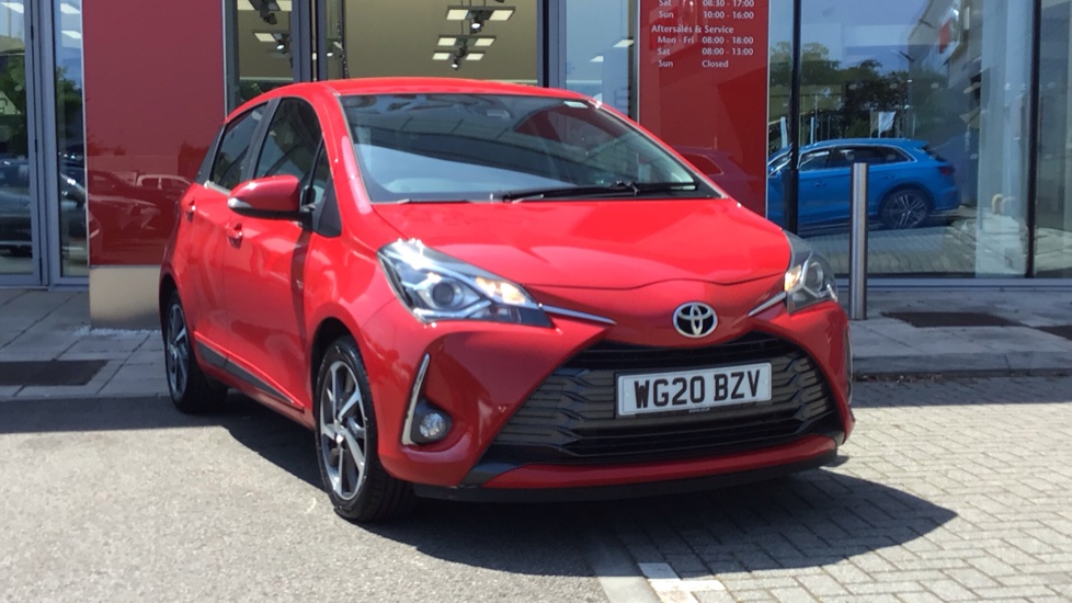 Toyota-Yaris-1.5 VVT-i Y20 Bi-tone Euro 6 5dr-MK3 (YA6)-5-door-Hatchback-model-year-2020