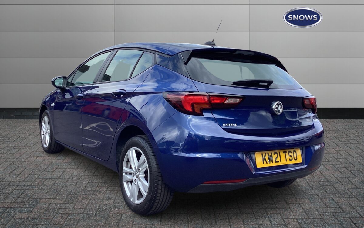 used-Vauxhall-Astra-1.5-Turbo-D-Business-Edition-Nav-Euro-6-ss-5dr-Hatchback-5-door-model-year-2021-18352207-1