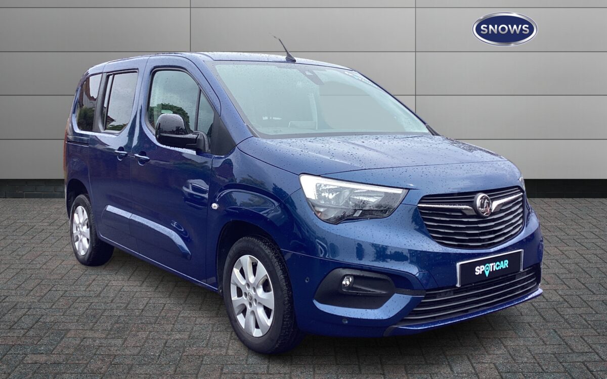 Vauxhall-Combo Life-1.5 Turbo D SE Euro 6 (s/s) 5dr (7 Seat)-SE-5-door-Estate-model-year-2021