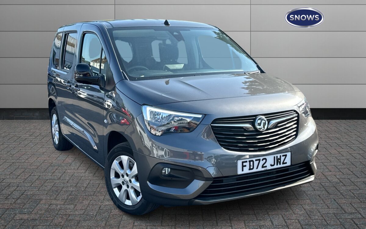 Vauxhall-Combo Life-50kWh SE Auto 5dr (5 Seat