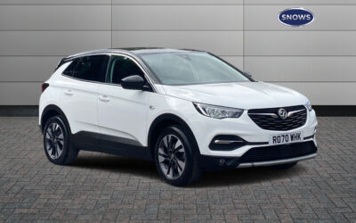 Used Vauxhall Grandland X for sale 1.2 Turbo SRi Nav Euro 6 (s/s) 5dr in Hampshire RO70