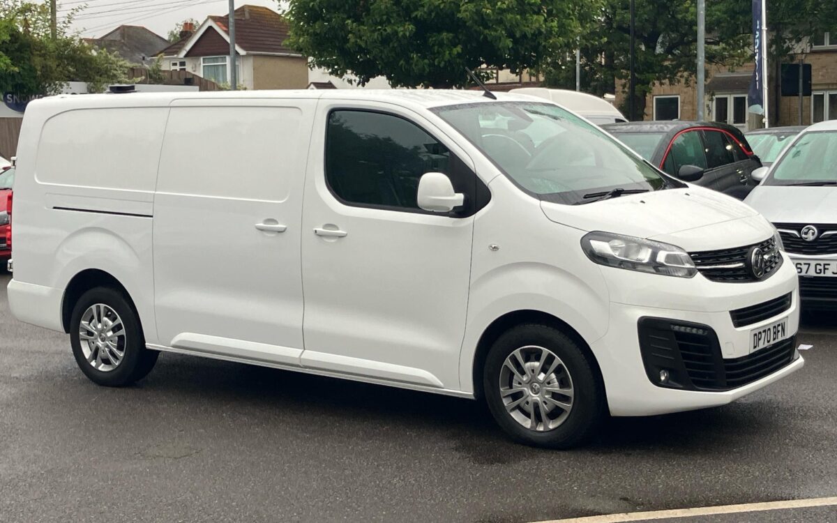 Vauxhall-Vivaro-1.5 Turbo D 2900 Sportive L2 H1 Euro 6 (s/s) 5dr-Sportive-5-door-Van-model-year-2021