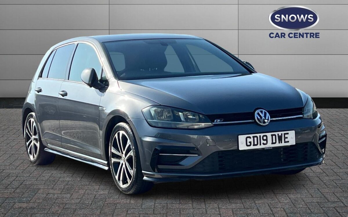 Volkswagen-Golf-1.5 TSI EVO R-Line DSG Euro 6 (s/s) 5dr-R-Line-5-door-Hatchback-model-year-2019