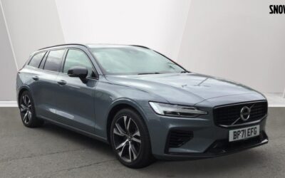 Used Volvo V60 for sale Recharge R-Design, T6 AWD plug-in hybrid in Hampshire BP71