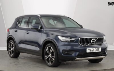 Used Volvo XC40 for sale Inscription Pro, B5 AWD mild hybrid (Rear Camera) in Hampshire YA21