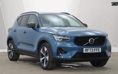 Used Volvo XC40 for sale Plus, B3 Mild hybrid, Petrol, Dark in Hampshire RF73