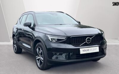 Used Volvo XC40 for sale Plus, B3 mild hybrid, Petrol, Dark (360 Camera) in Hampshire LV73