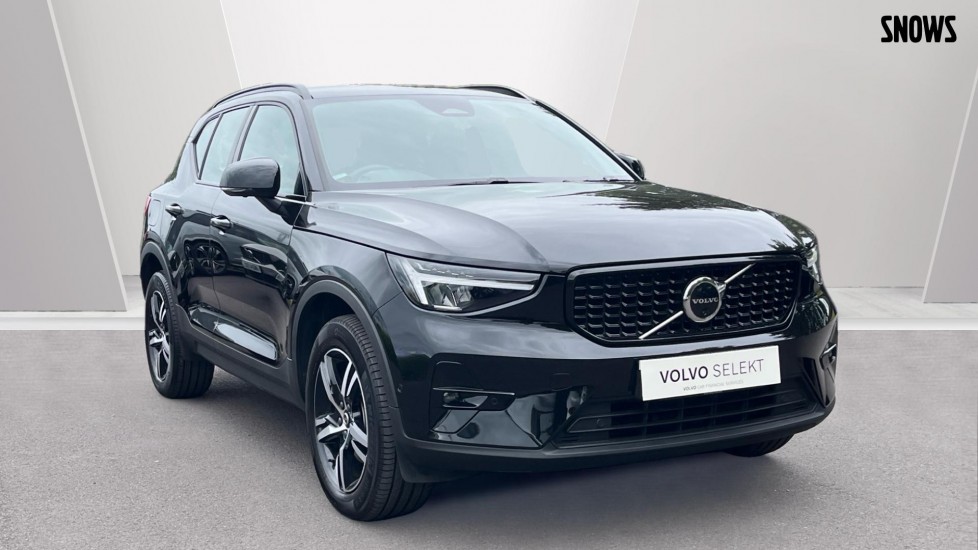 Volvo-XC40-Plus