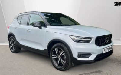 Used Volvo XC40 for sale R-Design, B4 mild hybrid in Hampshire SH70