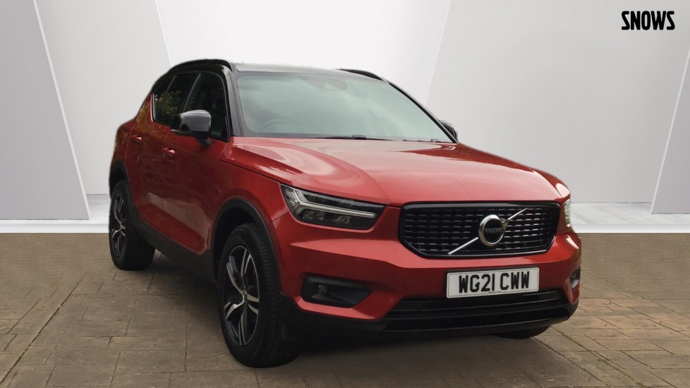 Volvo-XC40-R-Design