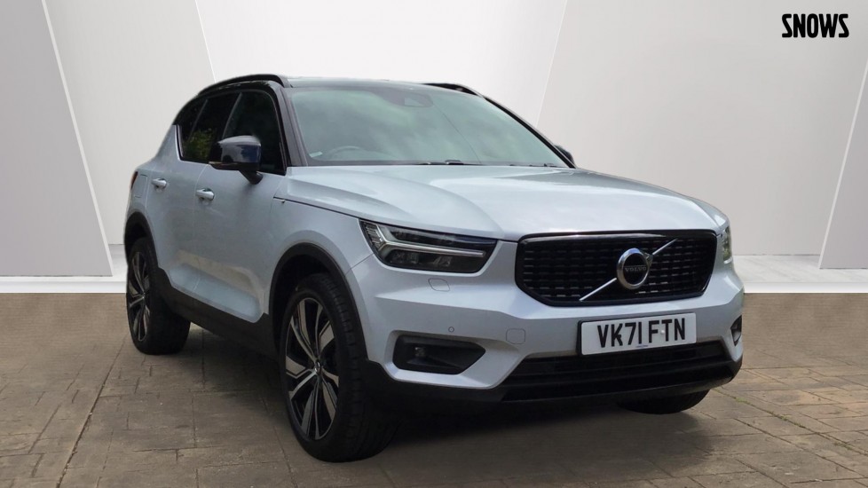 Volvo-XC40-Recharge R-Design Pro