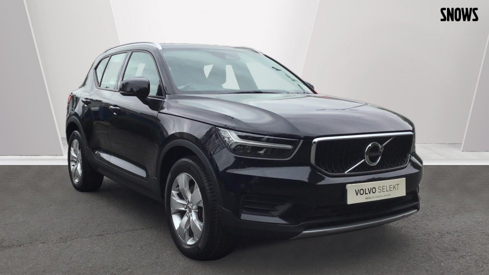 Volvo-XC40-T4 AWD Momentum Automatic--5-door-Crossover-model-year-2019