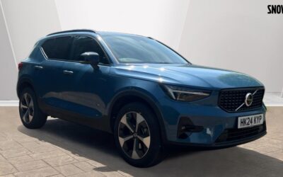 Used Volvo XC40 for sale Ultimate, B3 Mild hybrid, Petrol, Dark in Hampshire HK24