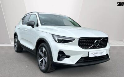 Used Volvo XC40 for sale Ultimate, B4 mild hybrid, Petrol, Dark in Hampshire KN73